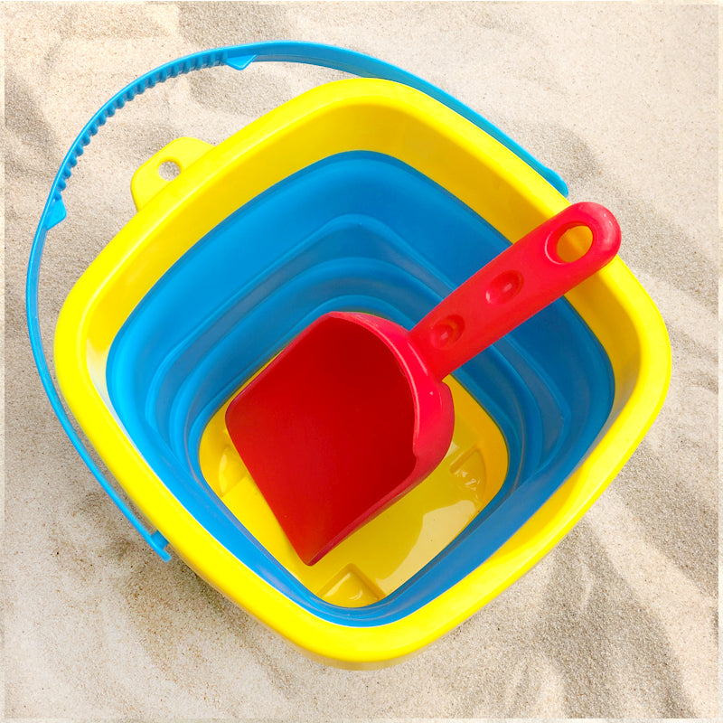 Beach toys foldable and portable children's buckets for catching fish and crabs for babies to dig sand and play in the water with shovels